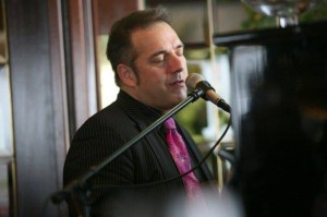 Victor sings