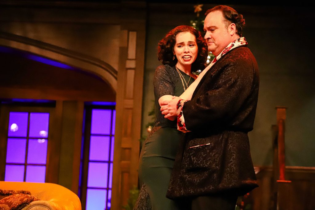 Aggie (Robin Mae Becar) & Gillette (Dave Champagne)
